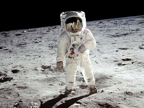 Apollo 11 Buzz